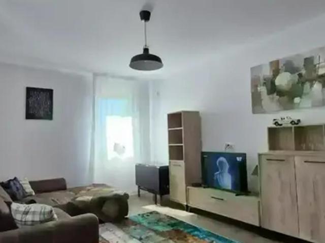 2 Camere Imens Decomandat 8 min Metrou Aparatorii Patriei I Parcare