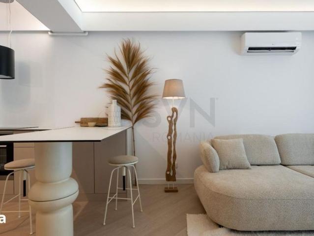 2 Camere l De inchiriat l Cortina North