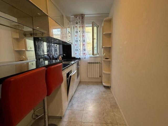 2 Camere Low Level Centru Vechi Gabroveni Lipscani Unirii Metrou