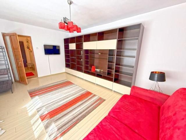 2 camere moderne, decomandate, 1Mai, Sara Medicina, etaj 3/8, cu lift