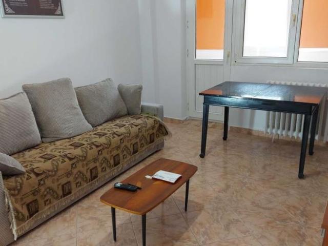 2 camere Obor metrou