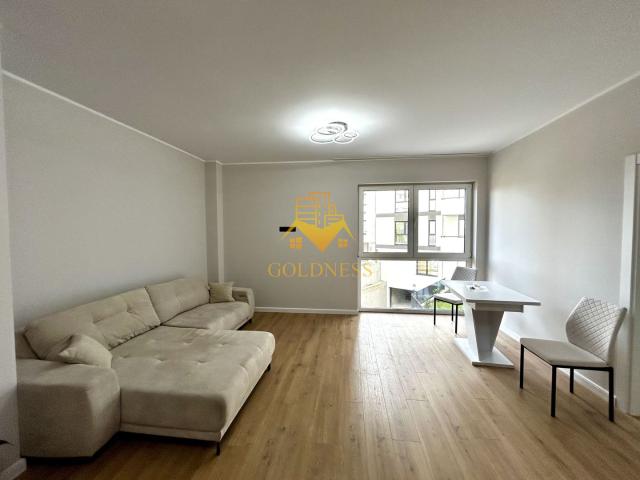 2 camere open space, Parcare, Prima Inchiriere, Piata Oser, Bulgaria