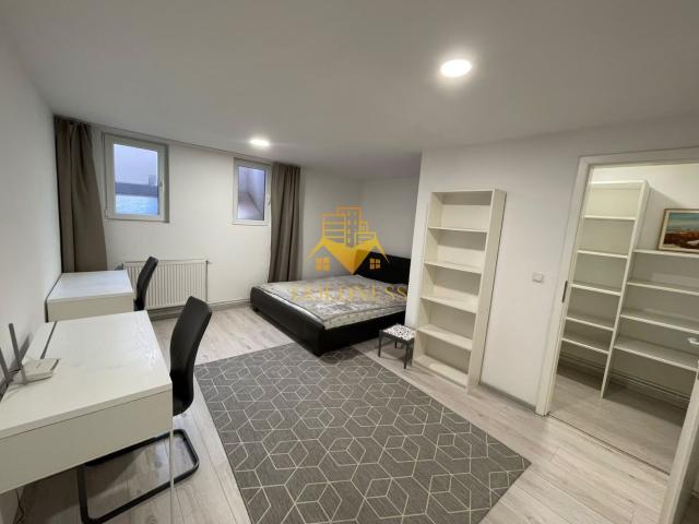 2 Camere Openspace, Demisol, Parcare,Zona decebal,Traian,Horea