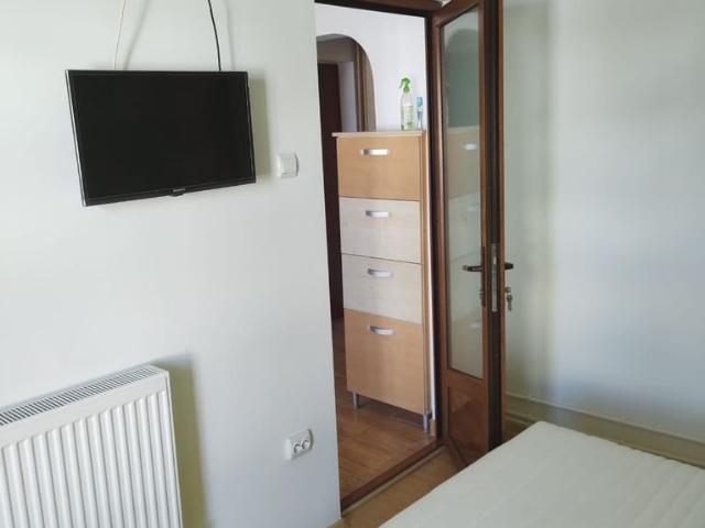 2 camere Pictor Tonita
