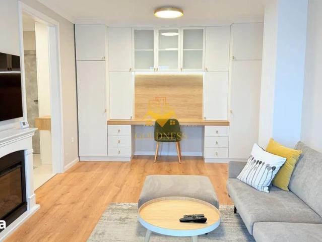 2 camere, premium, AC, garaj, bloc nou, Plopilor zona parcul Rozelor