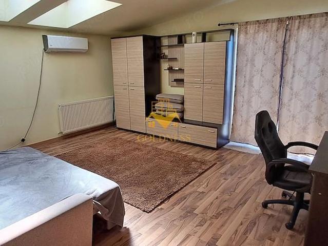 2 camere semidecomandate, balcon, Iulius Mall, Fsega, Regina Maria