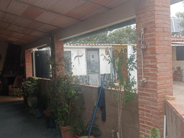 2 Casas de campo en 3.000 metros de parcela