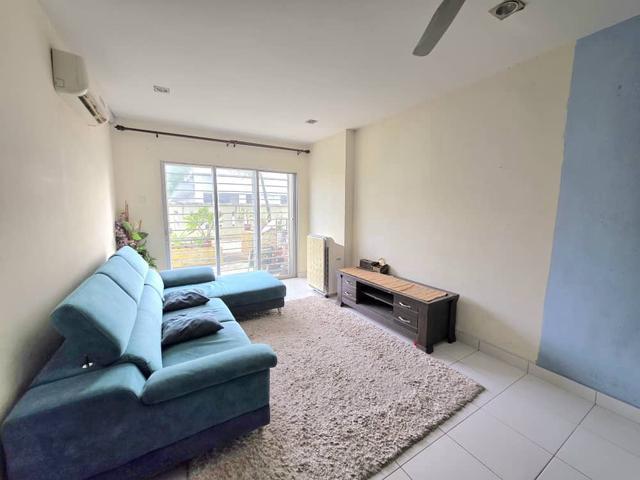 2 car park Alam Idaman Service Apartment Shah Alam