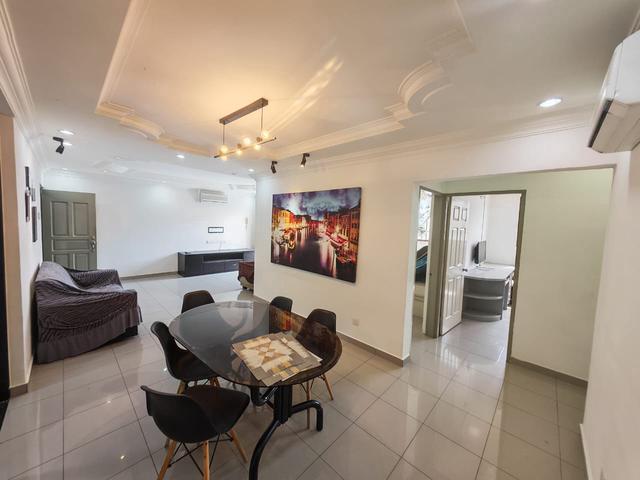 2 car parks unit Pearl Garden for sale at Sungai Ara