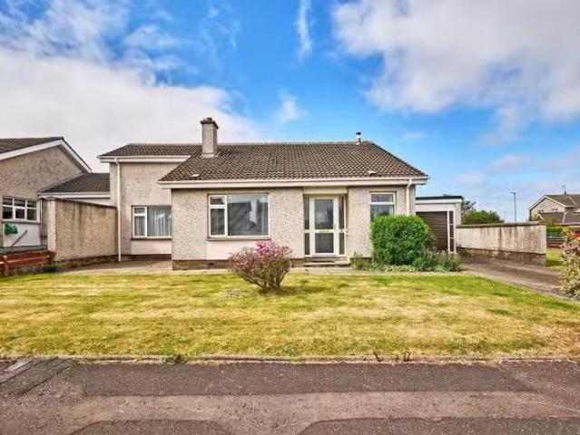 2 Carneybaun Drive