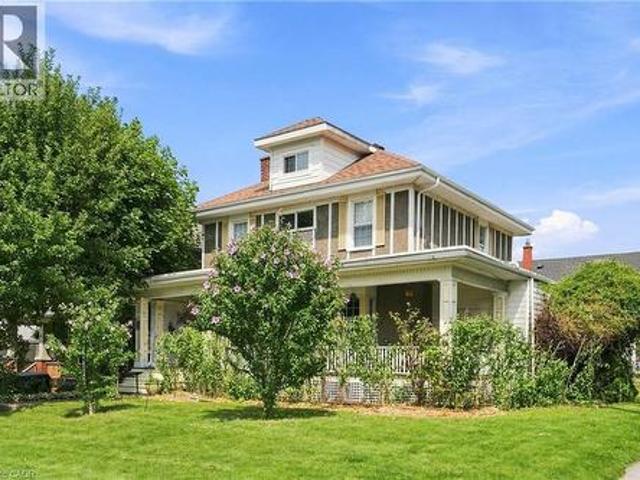 2 Carleton Street N, Thorold, ON, L2V 2A3 house for sale | Listing ID 40847 | Royal LePage