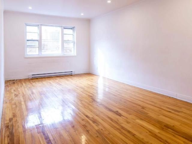 2 CH 1 SDB Montréal $1,695 /mo