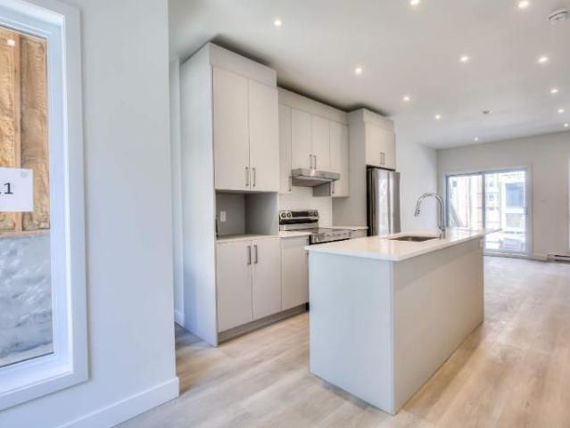2 CH 1 SDB Montréal $1,850 /mo