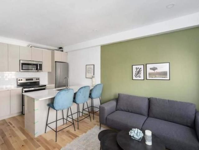 2 CH 1 SDB Montreal $1,895 /mo