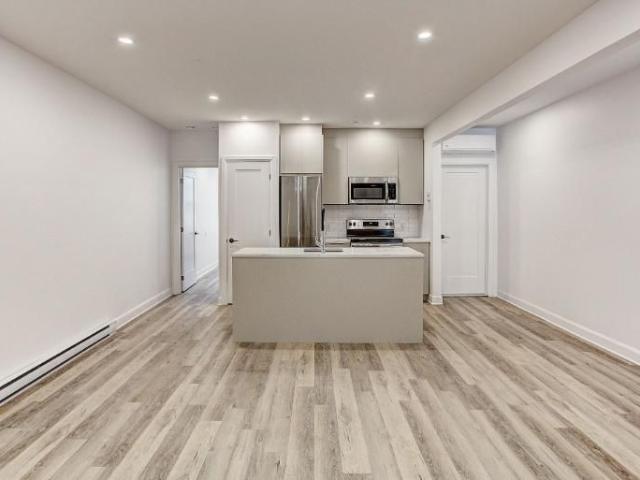 2 CH 1 SDB Montréal $1,895 /mo