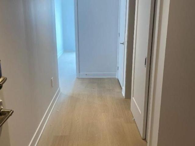 2 CH 1 SDB Montreal $2,100 /mo