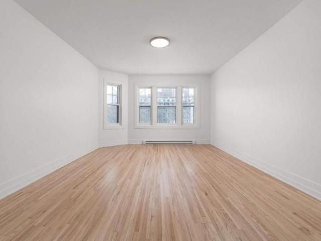 2 CH 1 SDB Montréal $2,850 /mo