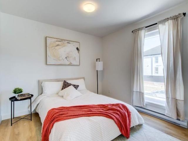 2 CH 1 SDB Huntingdon $1,250 /mo