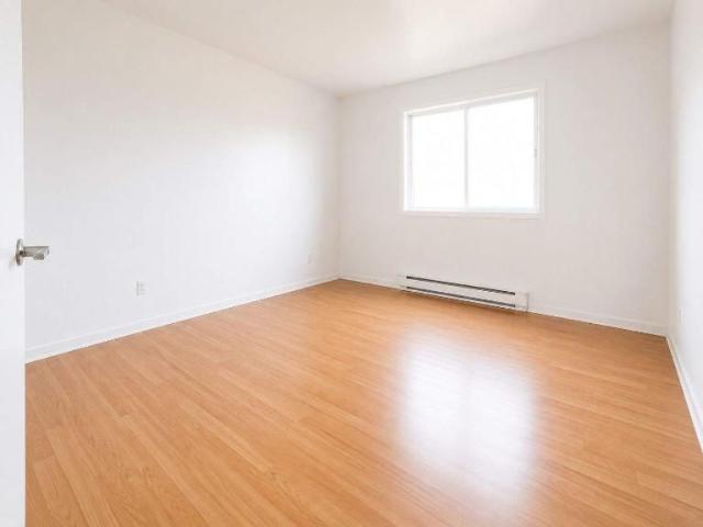 2 CH 1 SDB Longueuil $1,450 /mo