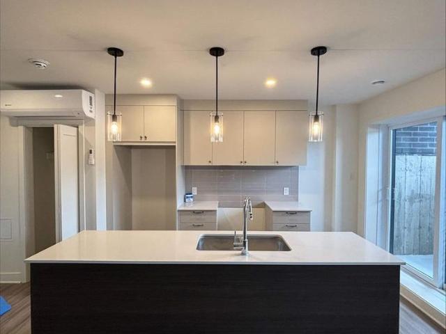2 CH 1 SDB Saint Hyacinthe $1,400 /mo
