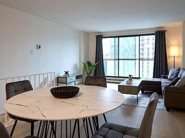 2 CH 2 SDB Longueuil $2,000 /mo
