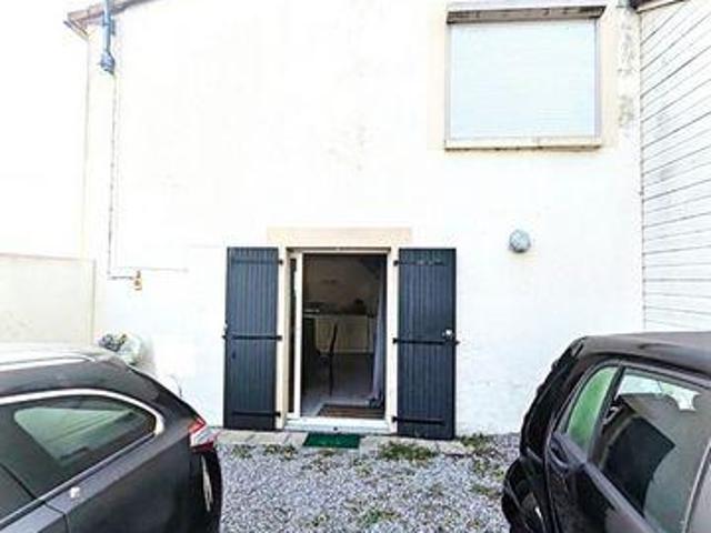 2 chambres, MONTAIGU Pays de la Loire 85600 LS90856804