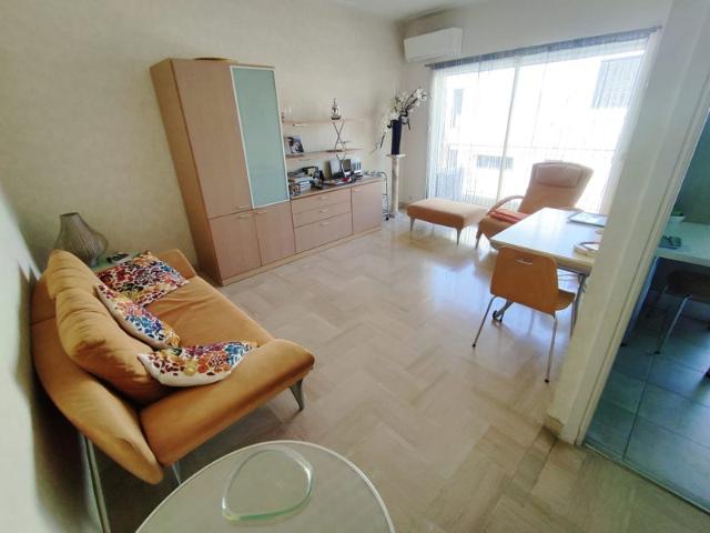 2 chambres à louer dans appartement 3 p