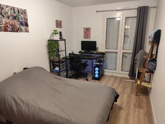 2 chambres disponible en coloc T4 75m² rénové
