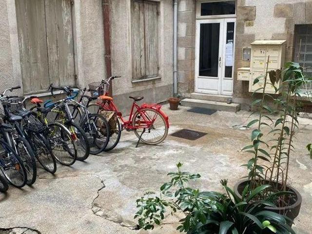 2 chambres dispos dans coloc 39m² avec cour privée