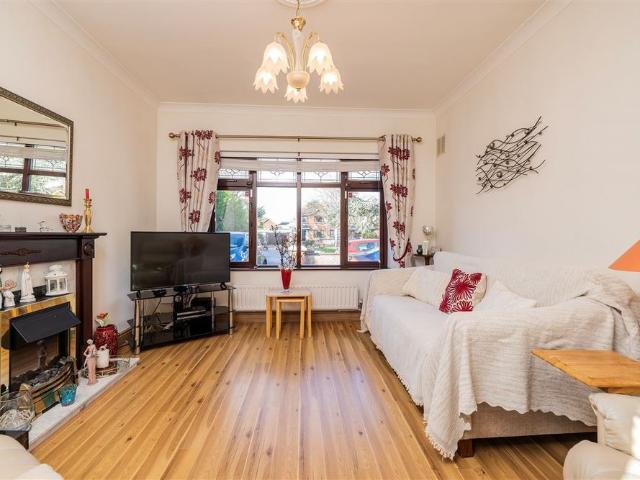 2 Collinswood, Collins Avenue, Beaumont, Dublin 9