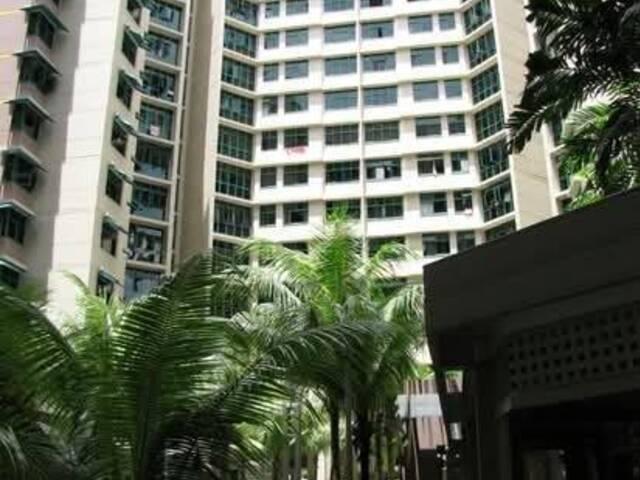 2 Common Rooms at Blk 480 Segar Road. Can Cook!