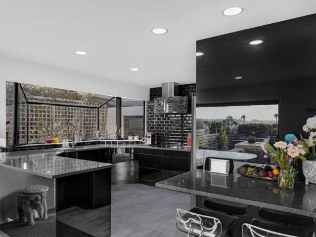2 Compass Point Way, Half Moon Bay, Manukau City