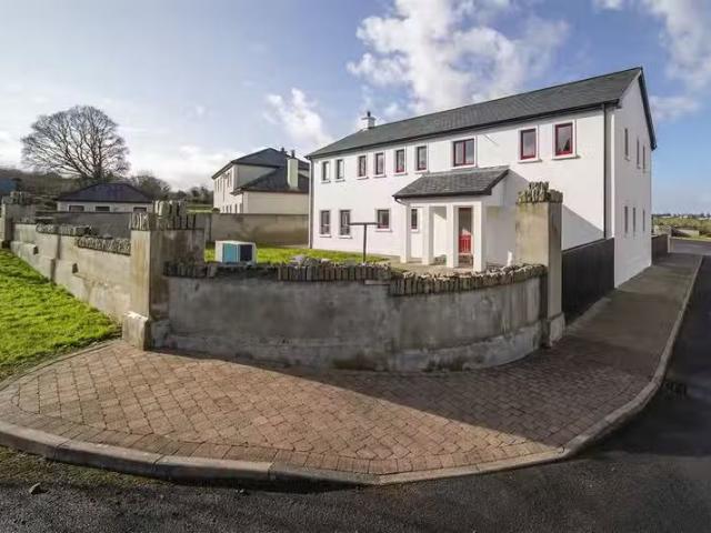 2 Coppinger Heights, Ballybofey, Donegal