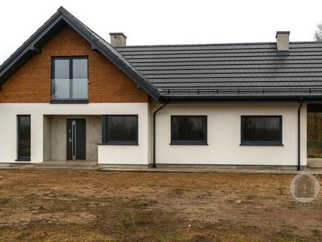2 działki, domek gościnny, rozpoczęta budowa domu