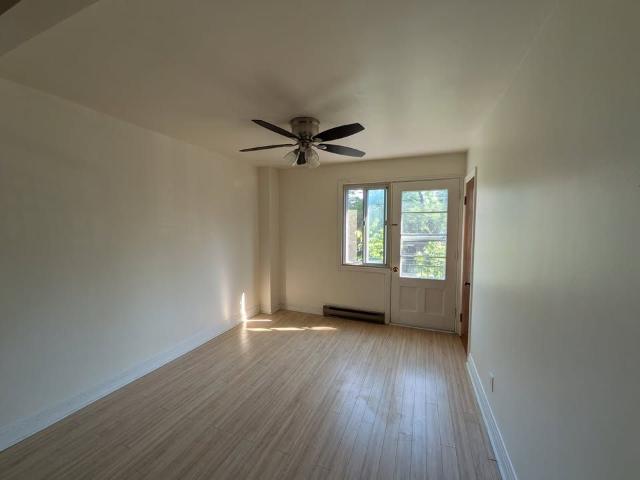 2 ½ dans Rosemont