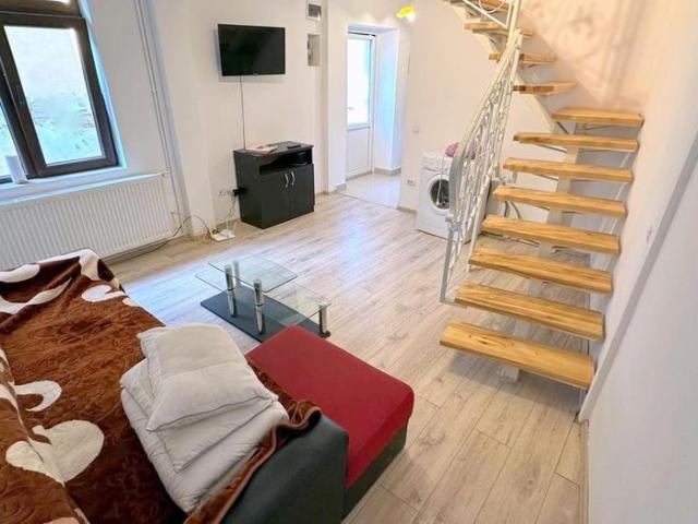 2 dormitoare + living, mobilat modern, in centru, pe strada Horea