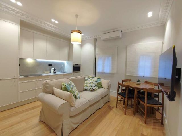 2 Dormitorio Apartamentos Madrid Madrid 98960836