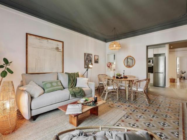 2 Dormitorio Apartamentos Barcelona Barcelona 102885637