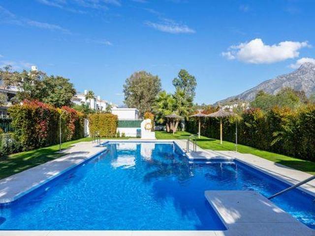 2 Dormitorio Moradia Em Banda Marbella Andalucía LS98303023