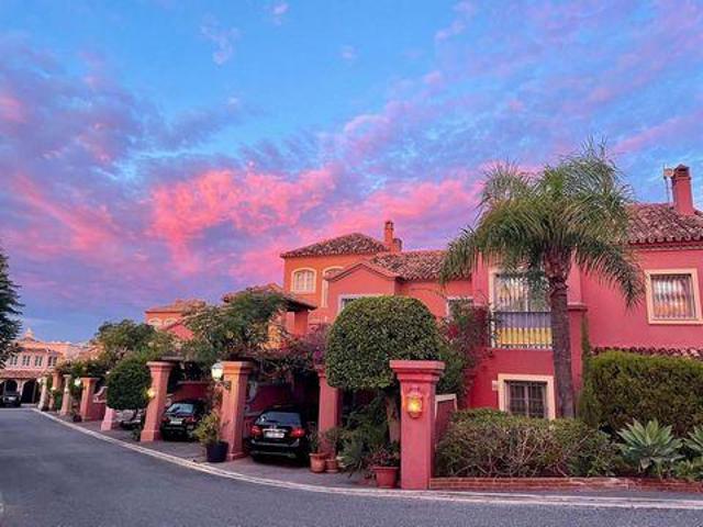 2 Dormitorio Penthouse Benahavis Malaga LS99771961