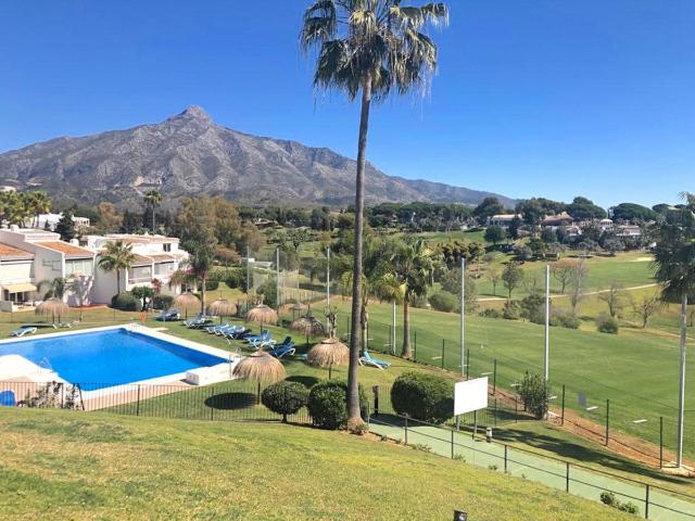 2 dormitorios Apartamento Nueva Andalucía 33448