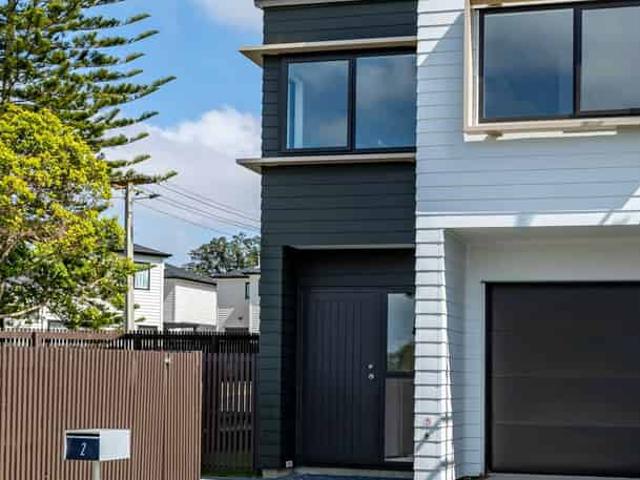 2 Ev Perry Way, Glen Innes, Auckland City