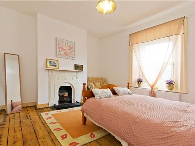 2 Eagle Terrace, Dundrum, Dublin 14 DNG Stillorgan 4835 MyHome. Ie Residential