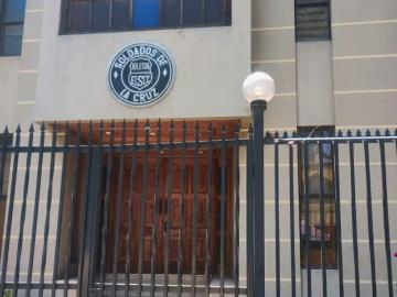2 Edif. Comerciales + Depas + Bodegas | Stgo Centr | 7 Espacios por CLP 15000. 00 en Santiago