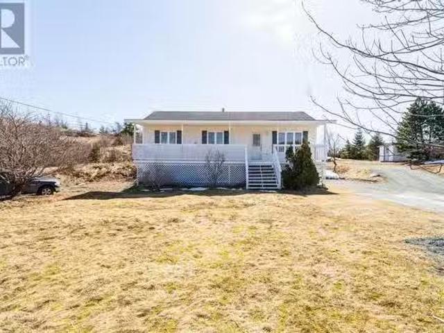 2 English Cove Road, Marysvale, NL, A0A 2Z0 house for sale.
