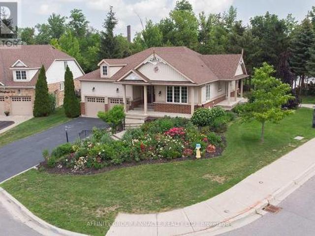 2 Fallingbrook Crescent, Kawartha Lakes Lindsay, ON, K9V 2Z7 house for sale | Listing ID X13517 | Royal LePage