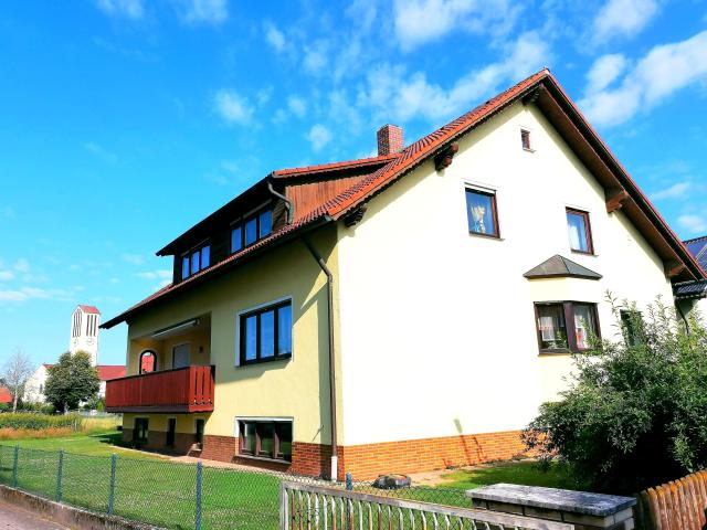 2 Famielenhaus / Fernwärme in Planung