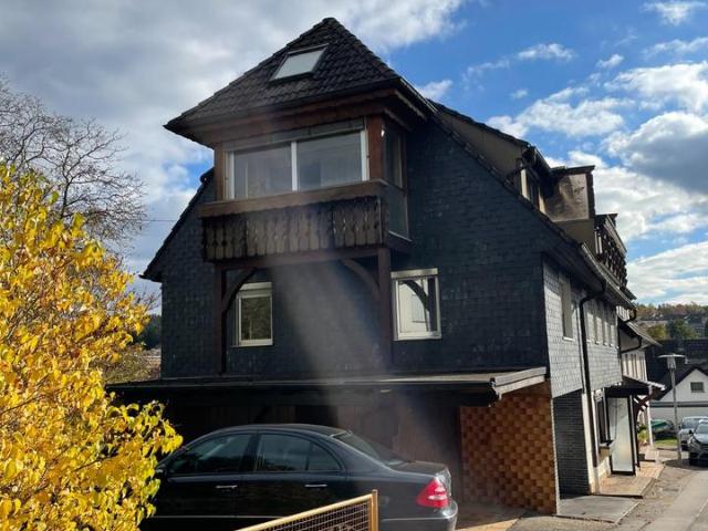 2 Familien oder Mehrgenerationenhaus
