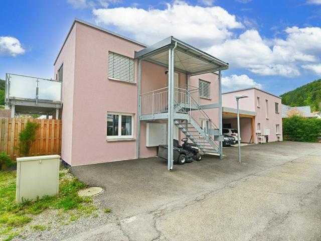 2 Familienhaus mit 2.5 Zi. Wohnungen als Renditeobjekt | dreamo. Ch