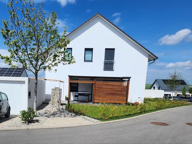 2 Familienhaus / Neubau/ Selbstbewohnen & zusätzlich vermieten ! Die Gelegenheit! KfW 55